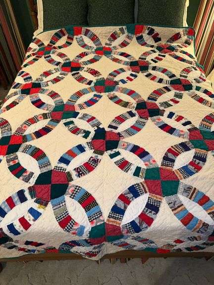 Vintage Full Size Double Wedding Ring Hand Sewn Quilt….embroidered name on reverse (see pics) image