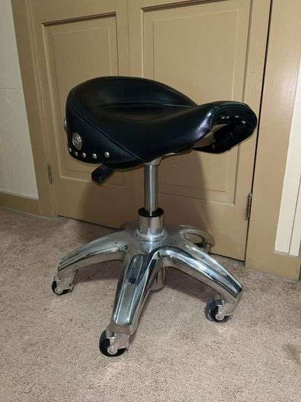 Larin Pneumatic Biker Stool Saddle Stool with Wheels…..very good condition image