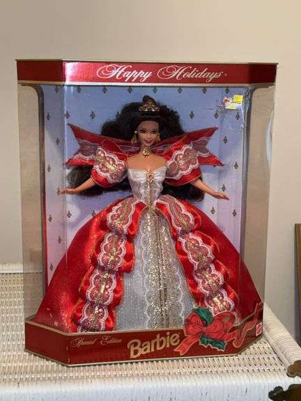 Vintage 1997 Happy Holidays Special Edition Barbie image