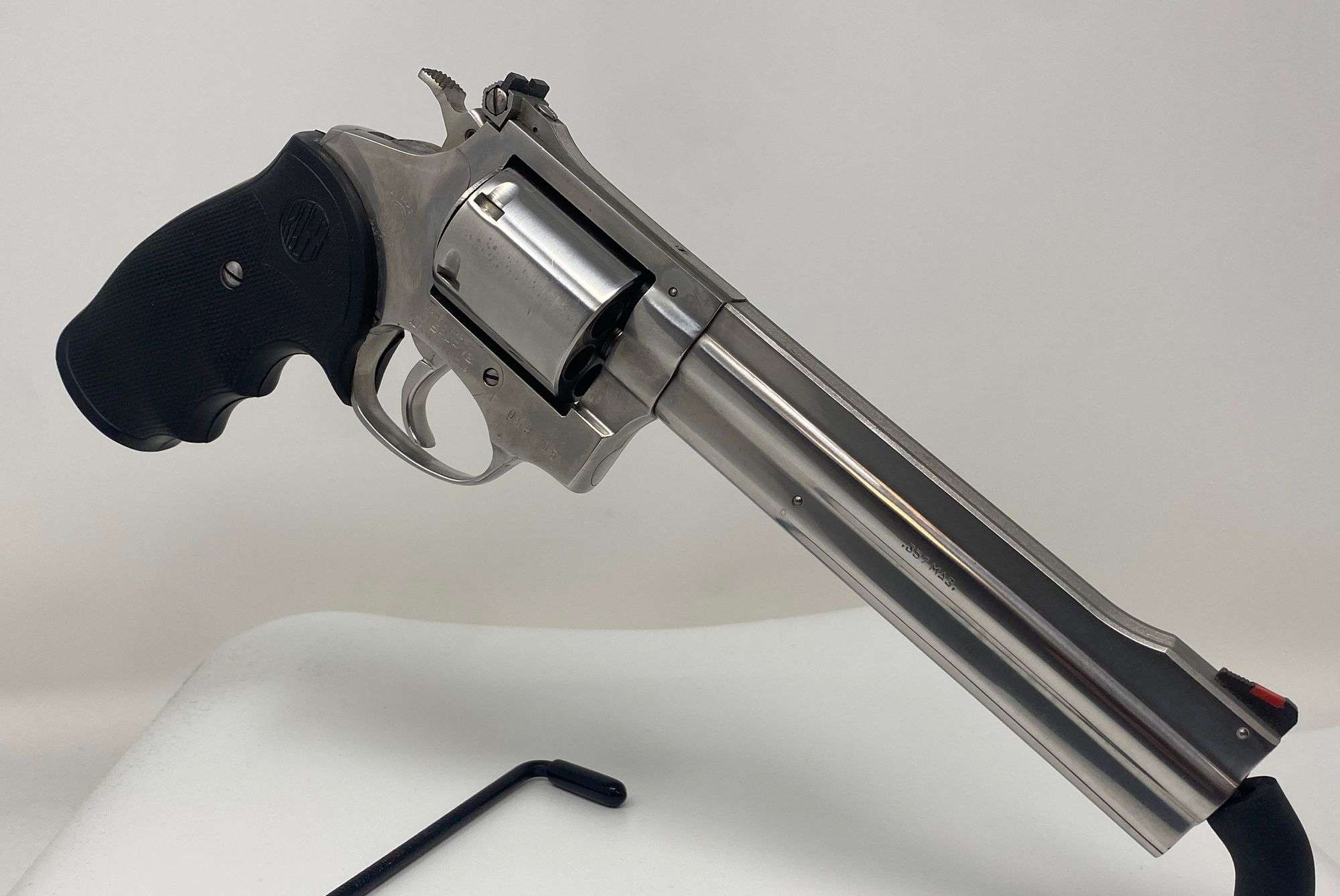 Rossi Stainless Steel .357 Magnum M713 F059835 - Vondenhuevel