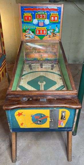 Williams DeLuxe 4 Bagger Arcade Game image