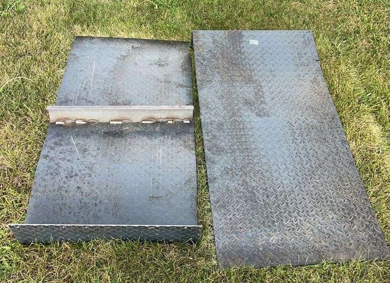 Homemade Lawnmower Ramps image