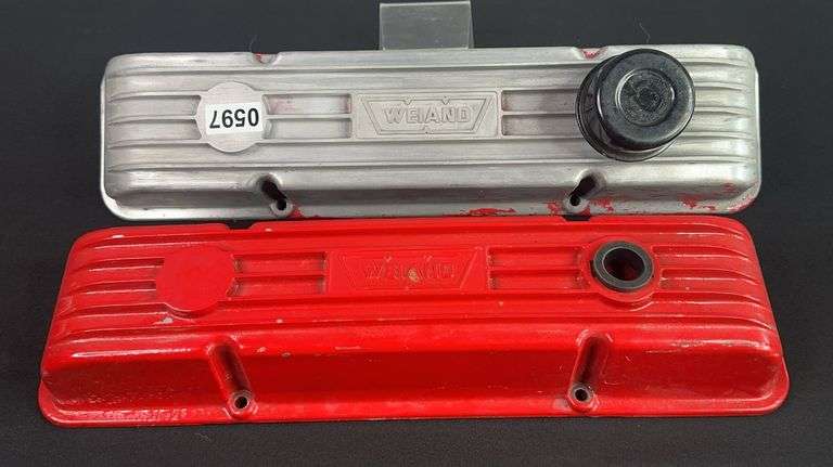 Weiand Valve Covers image