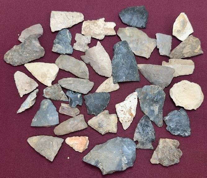 Assortment of Arrowheads image