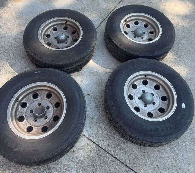 (4) Ameritrac 16” Aluminum Wheels & Tires image