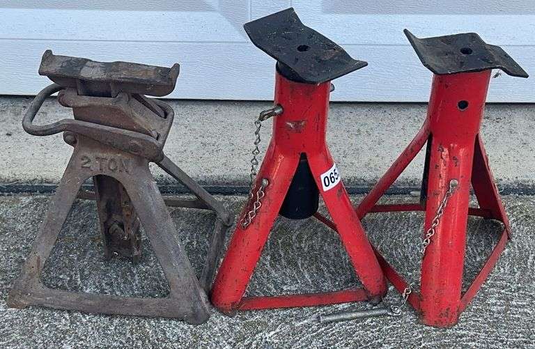 (3) Jack Stands image