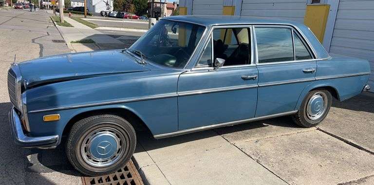 1969 Mercedes Benz image