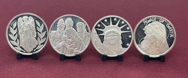 (4) Troy Ounce Christmas Silver Rounds image