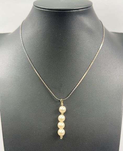 ".925" Necklace with Pearl Pendant image
