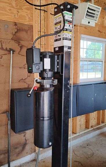 Atlas Garage Pro 8000 Car Lift image