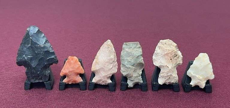 (6) Arrowheads image