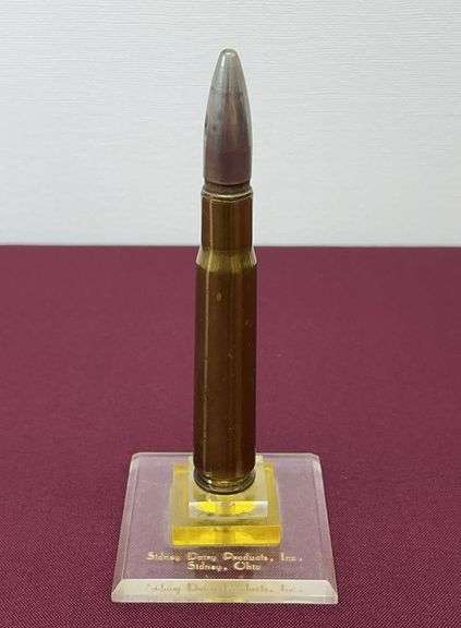 Sidney Dairy Products Bullet Display image