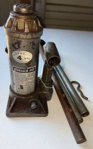 4-Ton Hydraulic Jack image