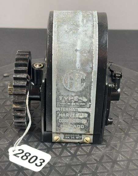 International Harvester Type-L Magneto image