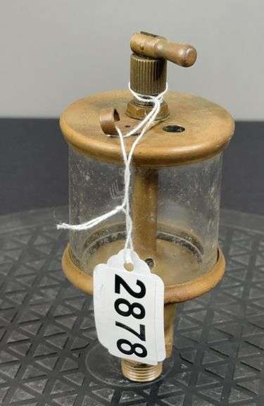 Lunkenheimer Brass Engine Oiler image