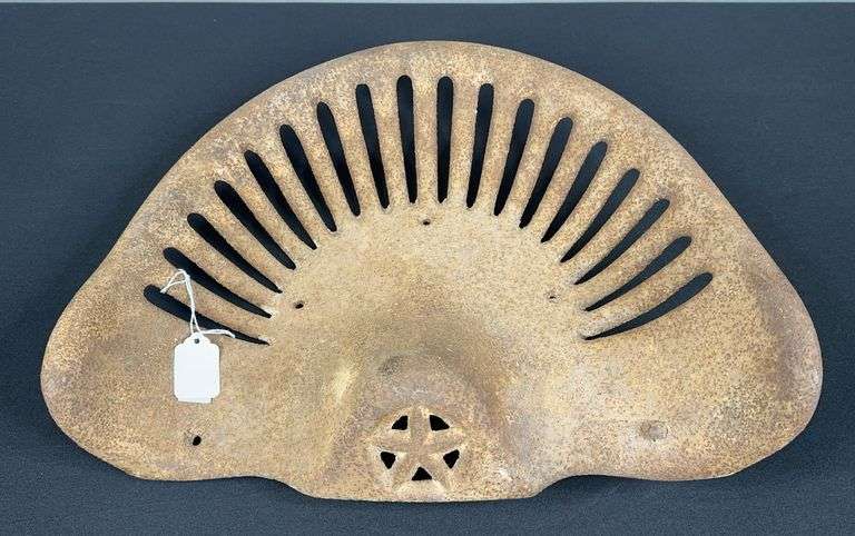 Star Emblem Cast Iron Seat image