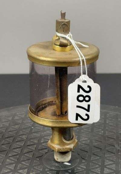 Unmarked Brass Oiler image