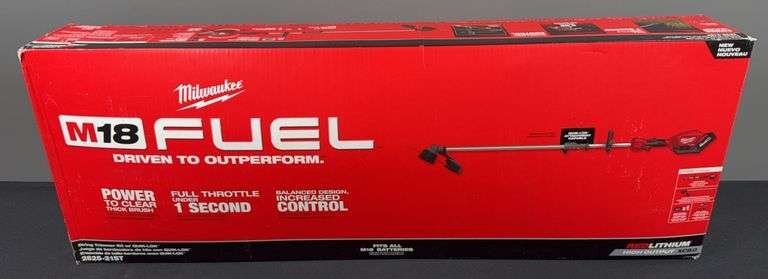 Milwaukee M18 FUEL Weed Eater With Battery & Charger image