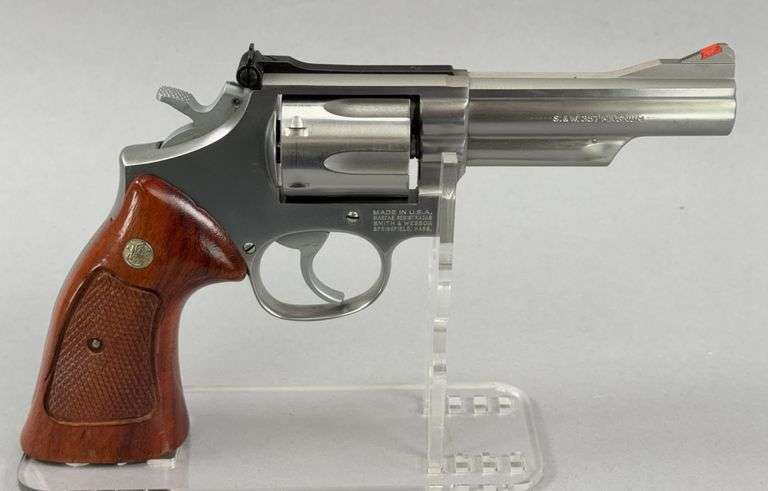 Smith & Wesson  .357 Magnum  SS Model 66  AAT9248 image