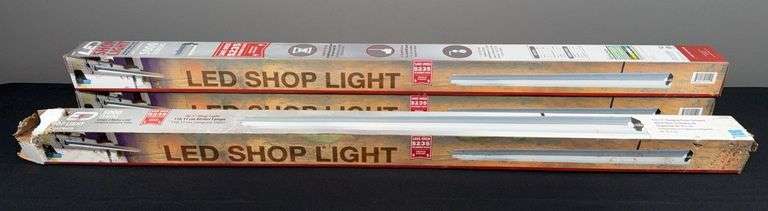 (3) 46.5” LED Shop Lights image