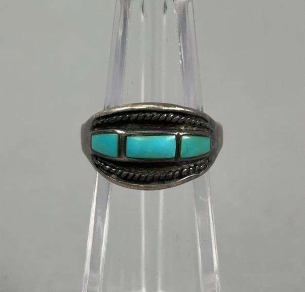 Unmarked Turquoise Ring Size 11 image