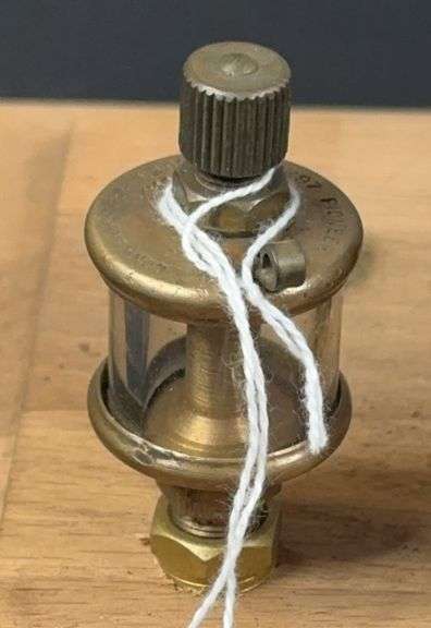 Lunkenheimer Brass Engine Oiler image