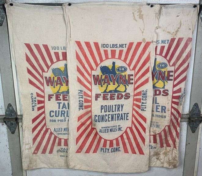 (3) Wayne Feeds Tail Curler Pig Feed Sacks image