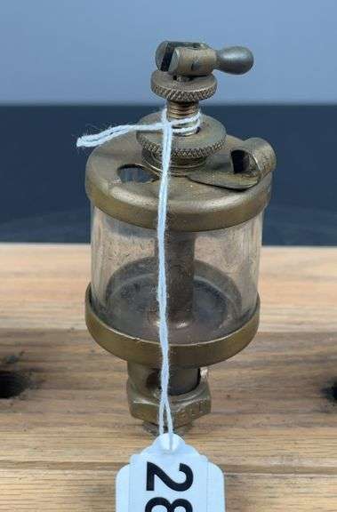 Unmarked Engine Oiler image