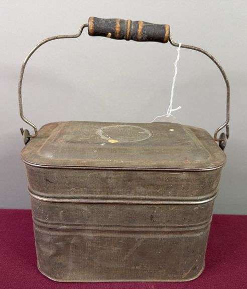 Metal Lunch Pail image