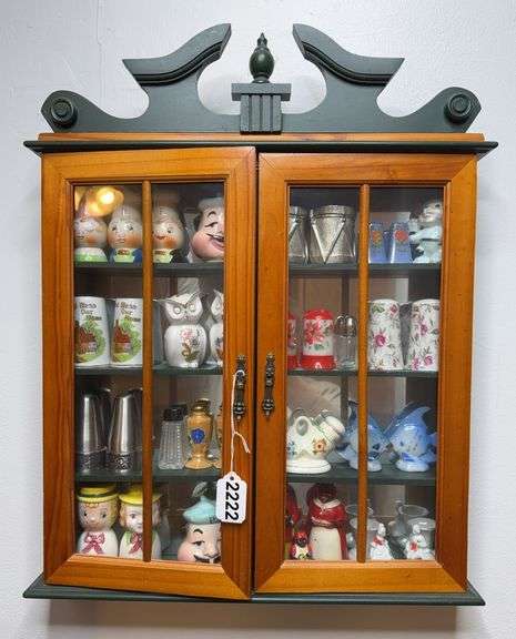 Display Cabinet with Salt & Pepper Shaker Collection image