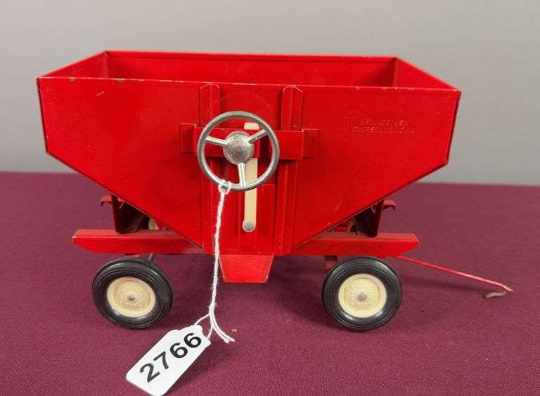 Ertl Gravity Wagon image