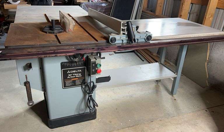 Delta 10” Tilting Arbor Saw image