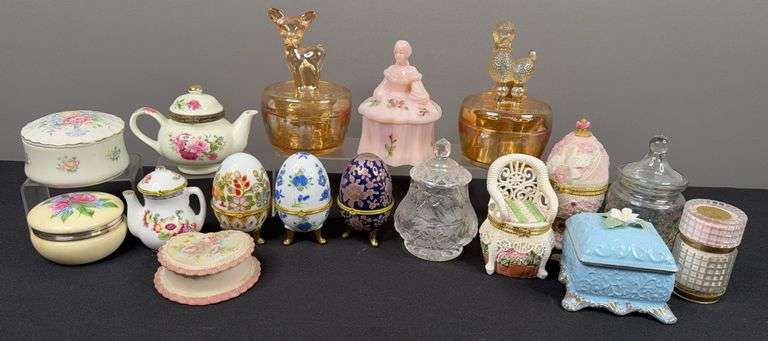 Porcelain & Glass Decorative Vanity Containers image