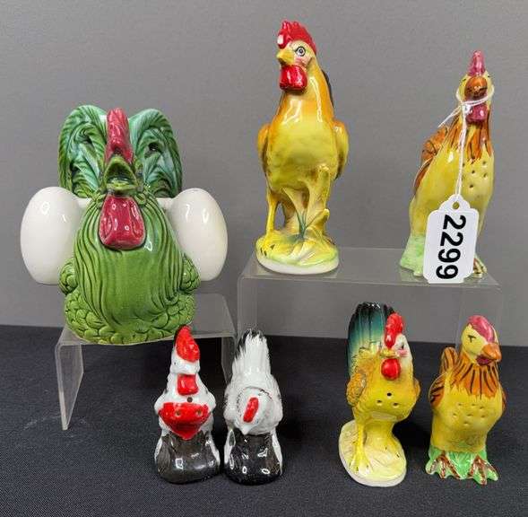 Rooster Salt & Pepper Shakers image