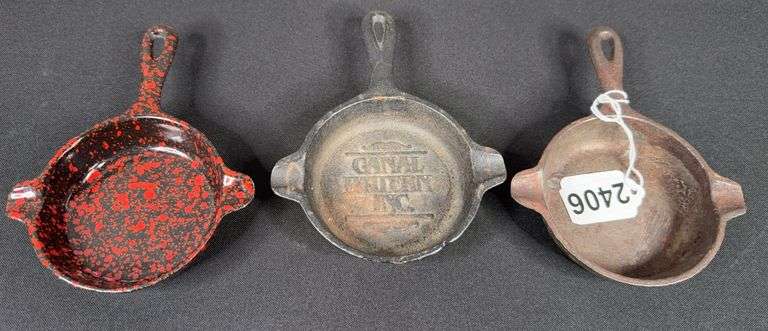 Trio of WagnerWare Cast Iron Skillet Ash Trays image