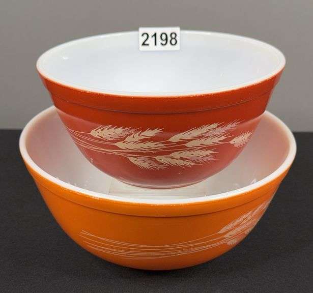 Pyrex Harvest Wheat Mixing Bowls image