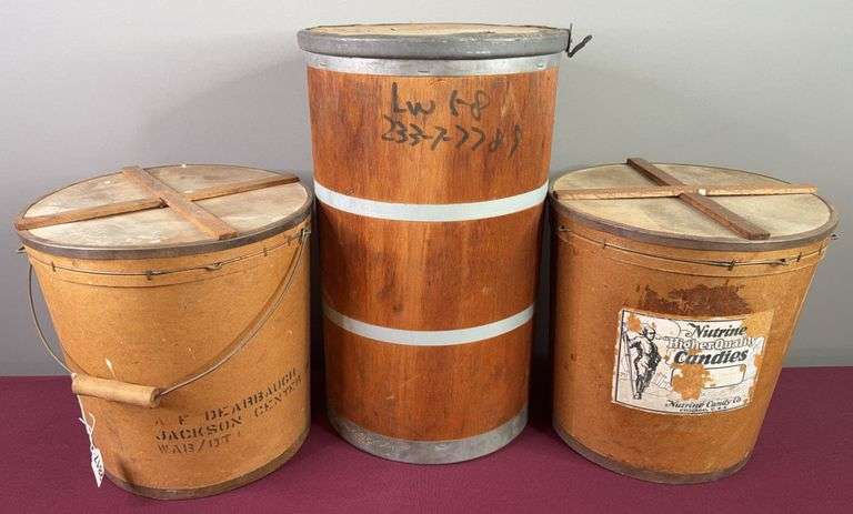 Nutrine Candy Buckets & Wooden Keg image