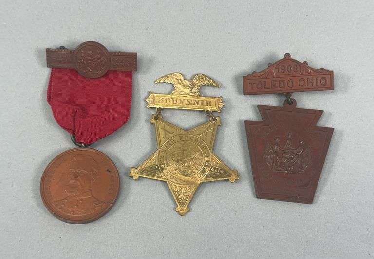 Three Toledo G.A.R. Encampment Souvenir Medals image