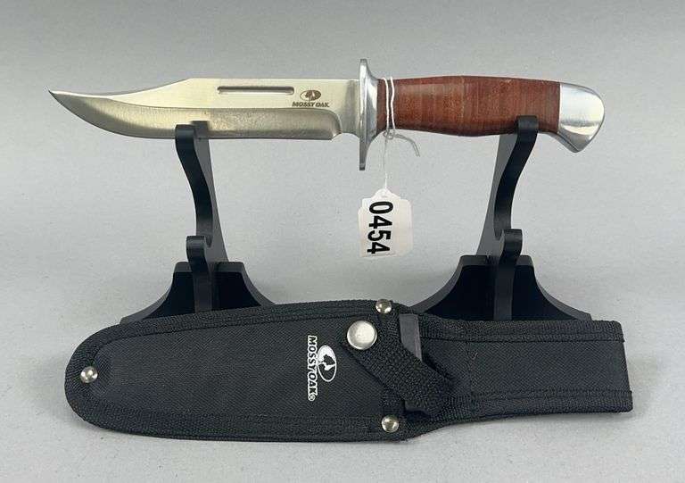 Mossy Oak Hunting Knife & Sheath image
