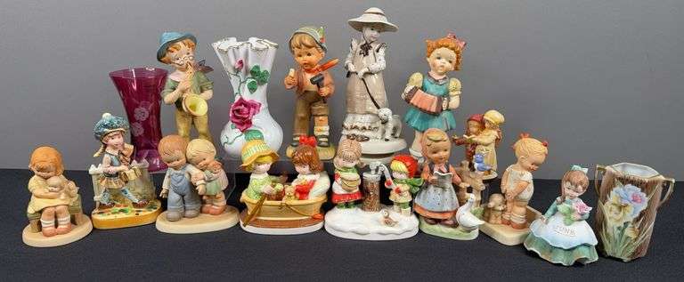 Porcelain Dolls & Collectibles image