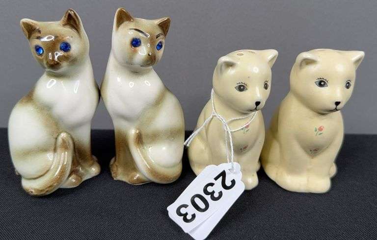 Vintage Ceramic Cat Salt & Pepper Shakers image