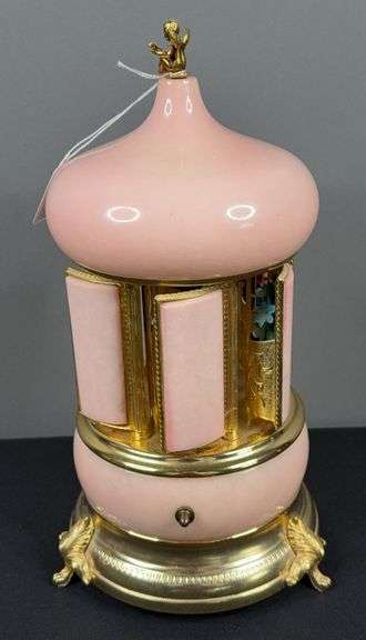 Vintage Pink Lipstick Holder Carousel image