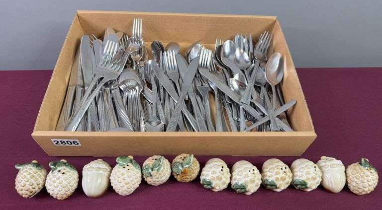 Flatware & Acorn Salt & Peppers image