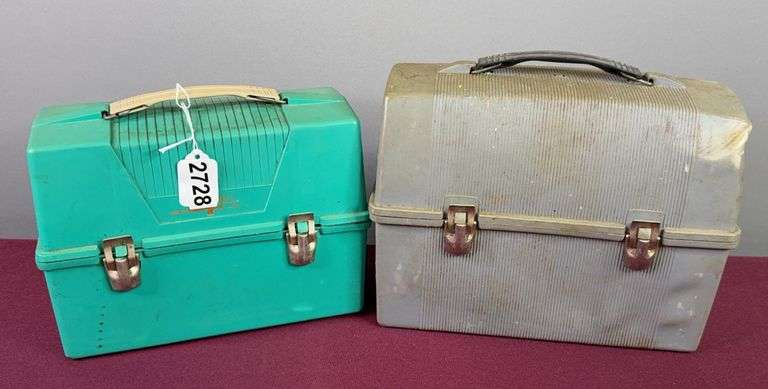 Pair of Thermos Lunchboxes image