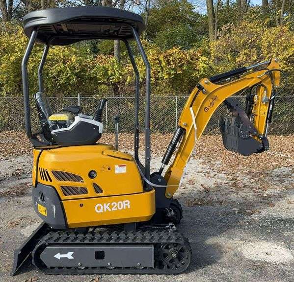 QK20R Mini Excavator image