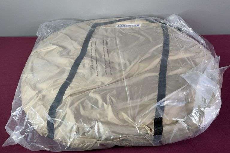 Large EZ-Twist Screened Tent image