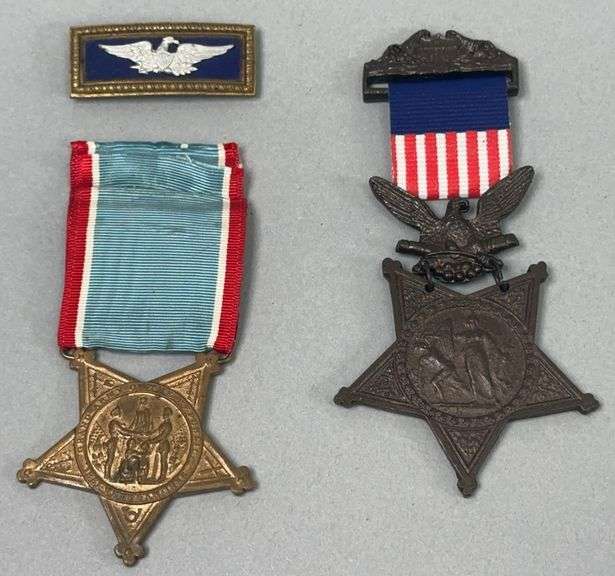 Copy of Civil War Medal of Honor & Colonel G.A.R. Badge image