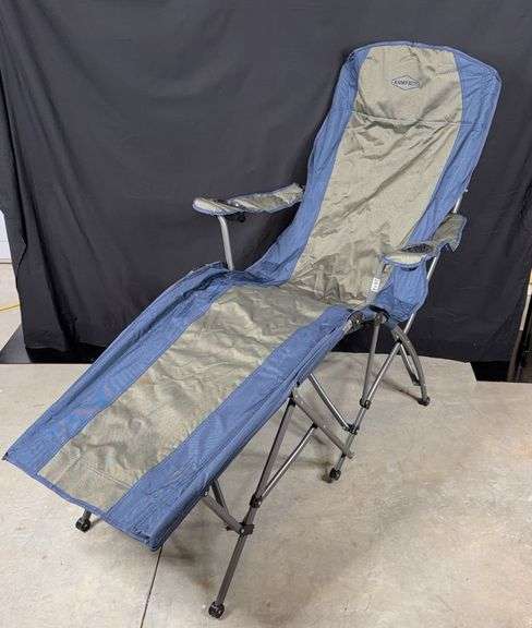 NIB Large Lounger Chair with Bag image