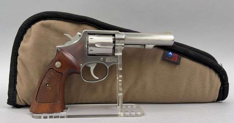 Smith & Wesson  .38 Special  64-3  AJE5366 image