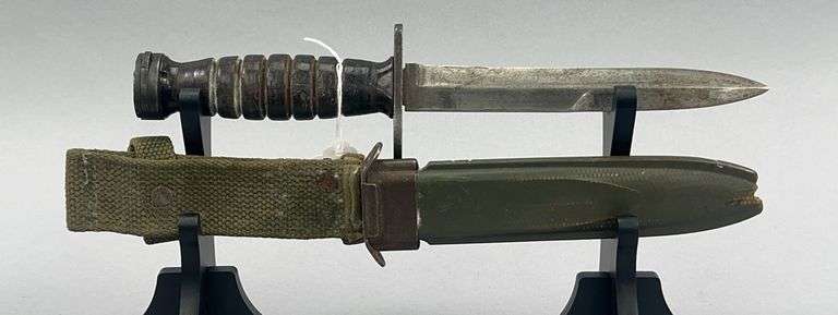 World War II M1 Carbine Bayonet Fighting Knife & Sheath image